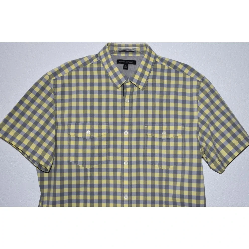 Banana Republic Shirt Mens Large Yellow/Gray Plaid Casual Button Up Short Sleeve